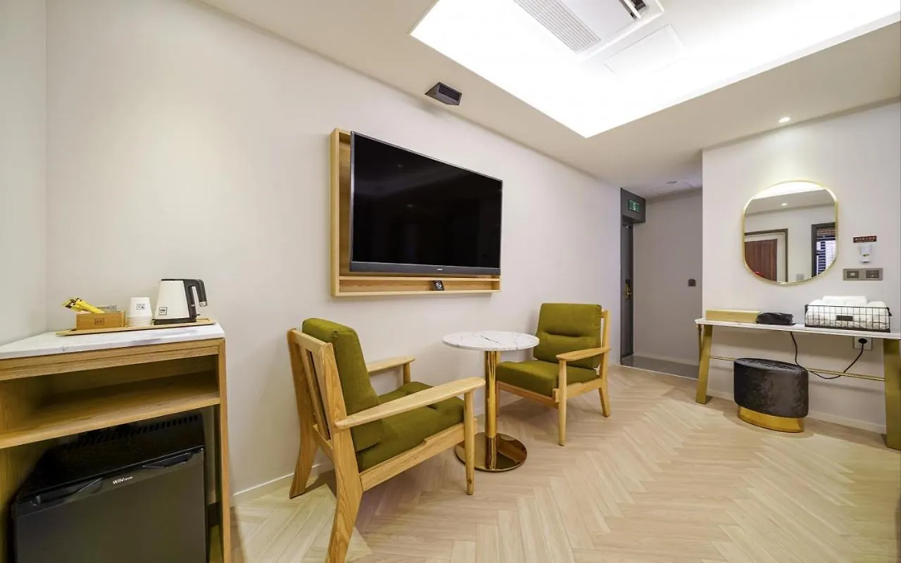 Gijangyeonhwari No,25 Hotel Busan