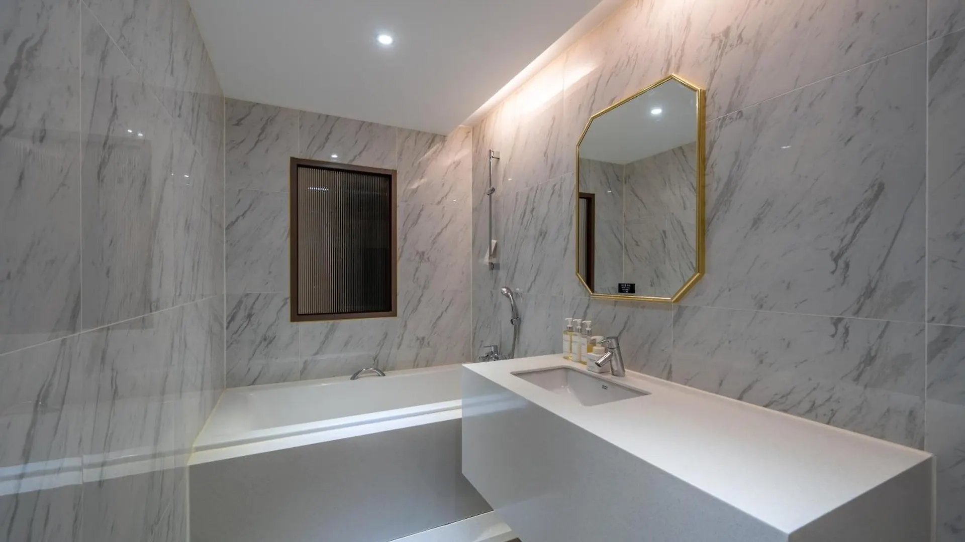 Gijangyeonhwari No,25 Hotel Busan